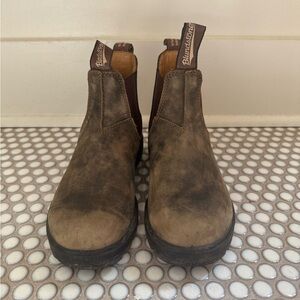 Blundstone - Women's Classic 585 Chelsea Boots